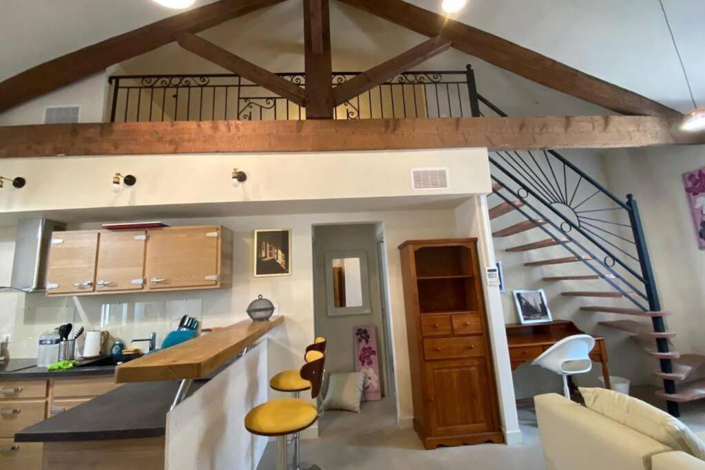 Appartement neuf et très calme Avignone Esterno foto